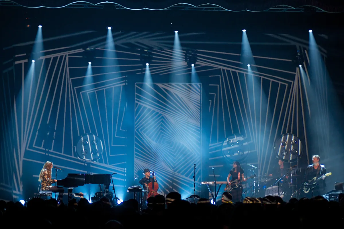Birdy, lighting and production design by Rob Sinclair