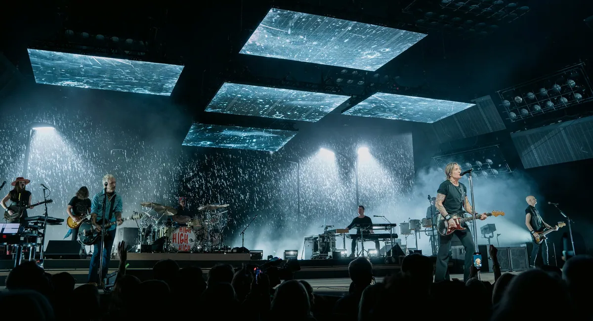 Keith Urban High in Vegas, lighting and production design by Rob Sinclair