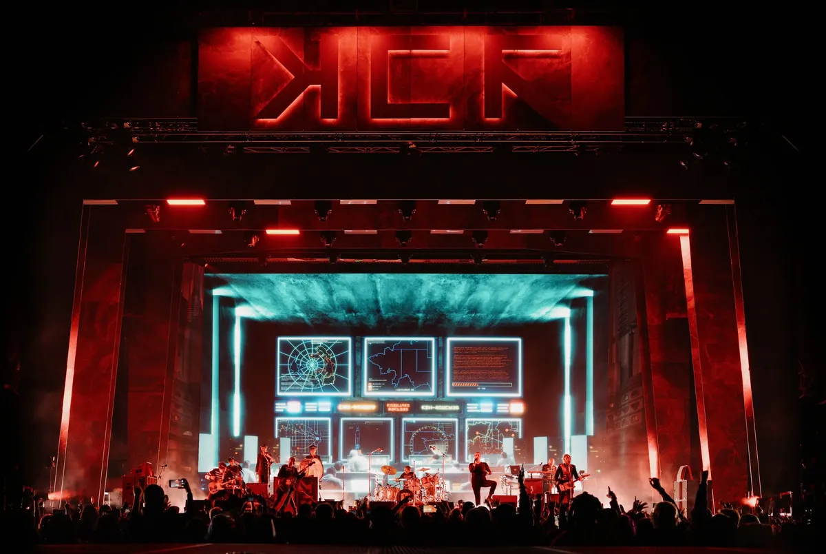My Chemical Romance "Long Live" The Black Parade, lighting and production design by Rob Sinclair