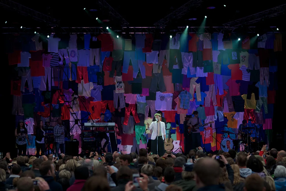 Will Young 2012, lighting and production design by Rob Sinclair